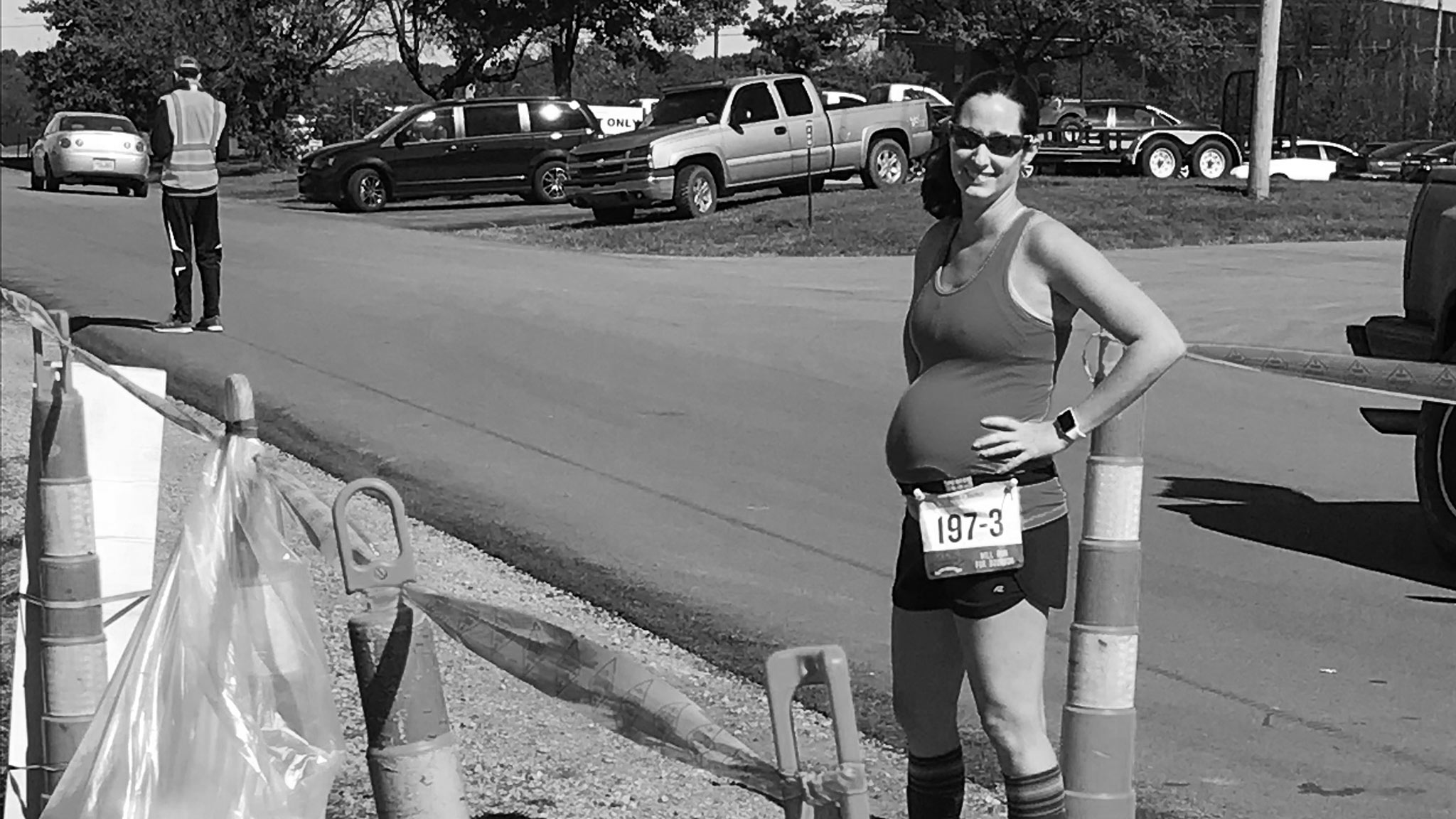 Amberlee stays active during her pregnancy by participating in marathons.