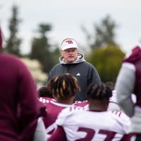 Walt Wells addressing team